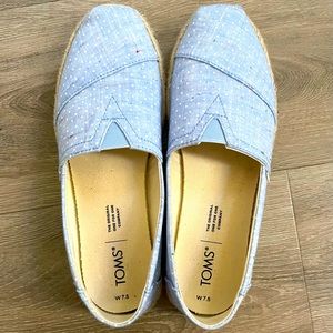 Toms Size 7.5
